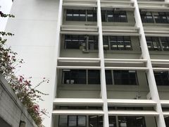 -香港大学