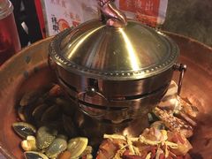 -鲜入围煮花胶鸡海鲜火锅