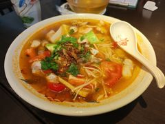 -大头虾越式风味餐厅(光明广场店)
