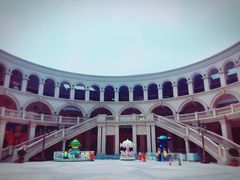 -王府井奥莱临潼小镇(临潼店)
