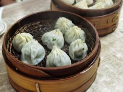 荠菜汤包-曼曼汤包(建国西路店)