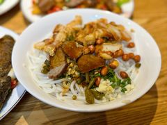 -牛八宝桂林米粉(八里庄店)