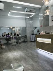 -HANYI韩艺形象店