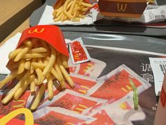 -麦当劳(中山公园龙之梦店)