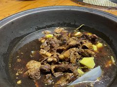 筋头巴脑-清真长山屯泉水灶台鱼(佳庆道店)