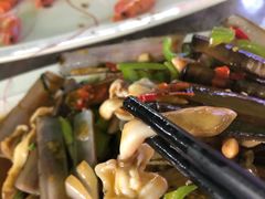 -四川小胡子海鲜(丁村万人海鲜广场店)