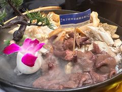 -一朵菌·野生菌探索家火锅(南亚店)