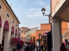 -佛罗伦萨小镇广佛名品奥特莱斯(疏港路店)