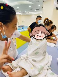 -四季宝贝婴幼儿水育成长中心(陆家嘴店)