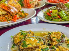 -岛中岛·海鲜大排档·万宁老字号(东澳店)