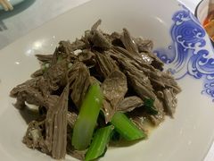 黑腐竹拌芥蓝-雲蜀龙阁·金牌水煮鱼(方庄店)