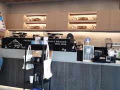 -瑞幸咖啡(杭州绿地中央店)