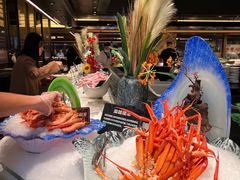 -钱小奴海鲜自助黑金店(杭州滨江龙湖店)