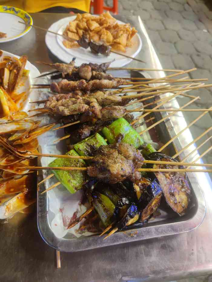 胖姐烧烤(汾水道店)-"首先殿堂干净,窗明几净!服务员9369♂15.