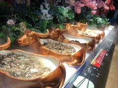 -釜御山海鲜烤肉火锅自助(新城市中心店)