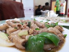 -王三美食(荷斯坦牛路店)