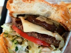 -The Habit Burger Grill 哈比特汉堡(复兴soho店)