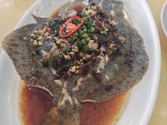 -鹏城人家海鲜酒家·23年老字号(较场尾店)