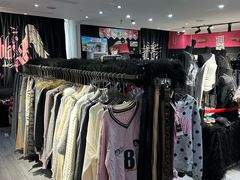 -万达广场(南昌红谷滩店)
