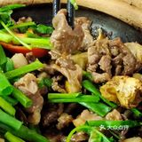 抵食夹大件的煲仔菜～秋哥美食