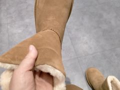 -UGG(燕莎奥特莱斯购物中心店)