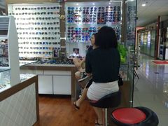 -华彬眼镜专业渐进配镜(潘家园店)