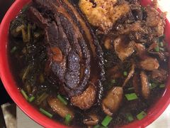 -小龙大肉面馆