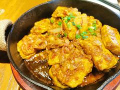 香煎石屏豆腐-云海肴·汽锅鸡·云南代表菜(天山百盛优客店)