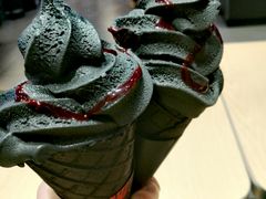 黑芝麻冰淇淋-汉堡王(大连柏威年餐厅店)