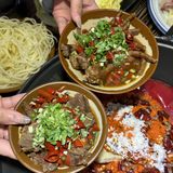 排了三天队,硬是没吃上。。