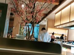 -蜜桃餐厅·伴山(湖滨商业街店)