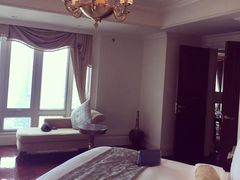 -广州富力丽思卡尔顿酒店