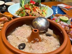 汽锅菌子肉饼-老滇山寨•云南特色菜•地方菜•民族风情歌舞表演(金碧店)