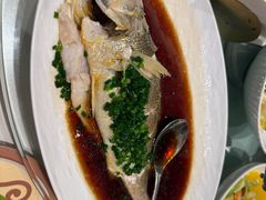 -滩外滩·本帮江浙菜(新天地店)