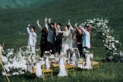 -卡兹摄影STUDIO婚纱摄影(文化路万达店)