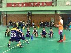 -呈康体育青少年篮球培训班(虹口店)