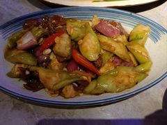 丝瓜洋葱炒吊龙-啫神·广州地标美食(北京路店)