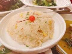 -山明水秀大饭店