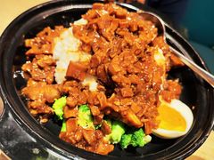山珍卤牛肉饭-西部马华清真兰州牛肉面·烧烤夜市(广渠门店)