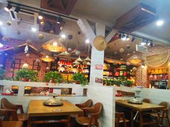 大堂-海帮主·蒸汽海鲜青岛菜(栈桥火车站店)