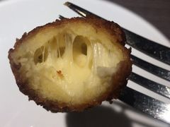 酥脆芝士条-新贝乐意大利餐厅(苏州中心店)