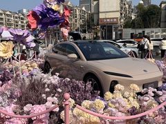 -万达广场(南昌红谷滩店)