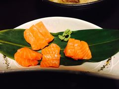 三文鱼刺身-日本料理神拉面