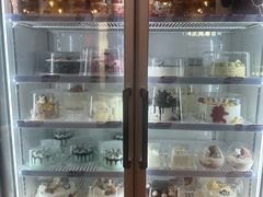 -DQ·蛋糕·冰淇淋(大宁国际商业广场店)