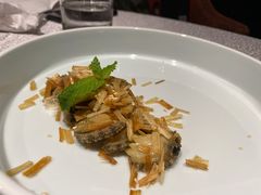 金葱酥鲜鲍鱼-北京王府井希尔顿酒店·秦唐中餐厅Chynna