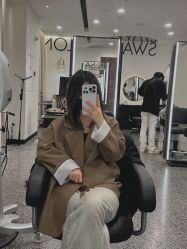 -SWANK SALON