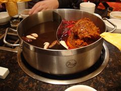 -小天鹅火锅·一线江景洪鼎旗舰店(洪崖洞店)
