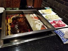 -百年川椒重庆老火锅(光谷店)