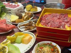 -四囍码头海鲜烧烤自助火锅(外滩南京东路悦荟广场店)