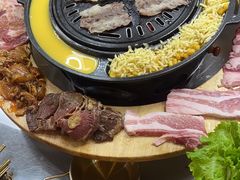 -胡悦里韩式烤肉(芝罘万达广场店)